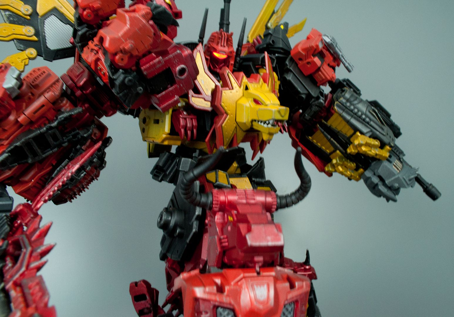 transformers masterpiece predaking